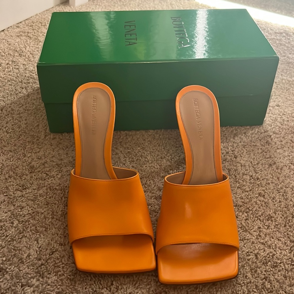 Bottega Veneta Stretch Sandals NIB Authentic